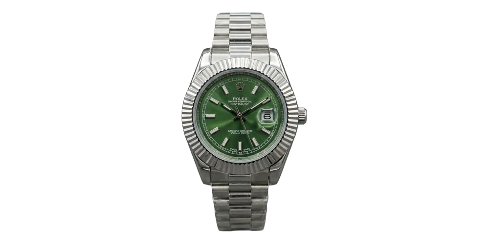 ساعة رولكس للرجال بسوار معدني فضي ومينا خضراء لامعة وإطار مسنن فضي